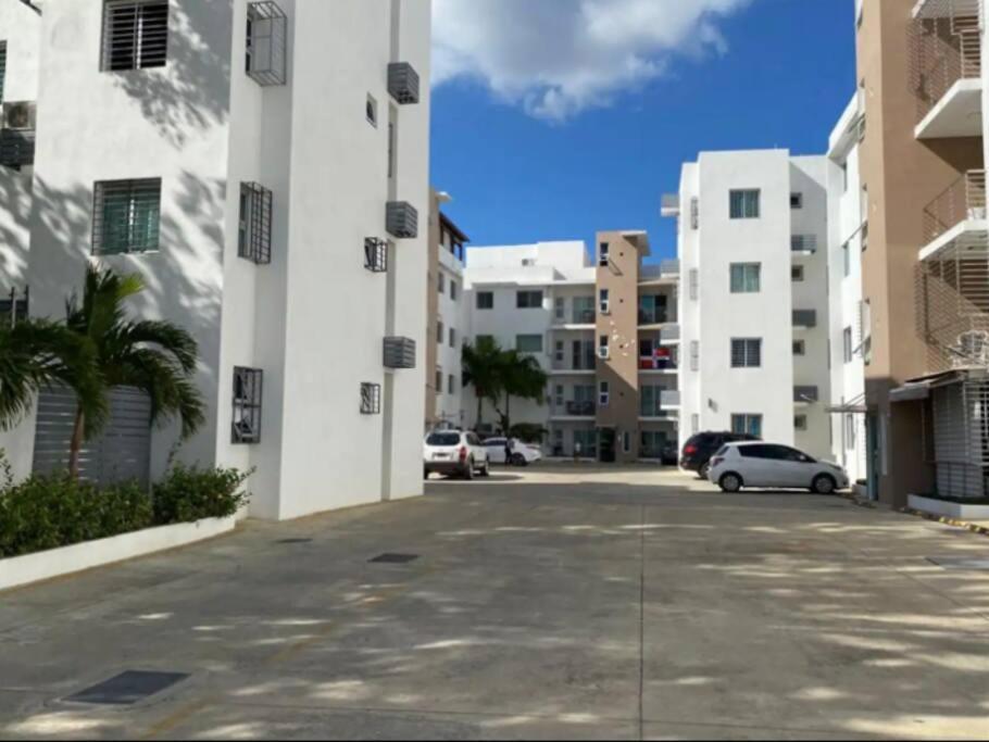 1er piso, 3 Habitaciones con piscina wifi, netflix Santiago De Los Caballeros Esterno foto