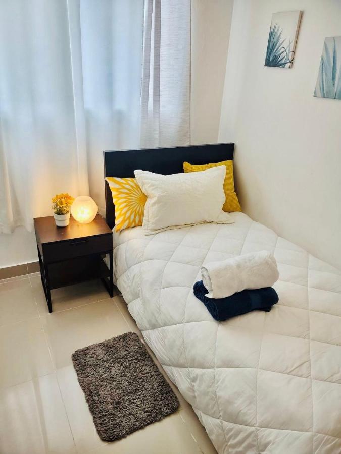 1er piso, 3 Habitaciones con piscina wifi, netflix Santiago De Los Caballeros Esterno foto
